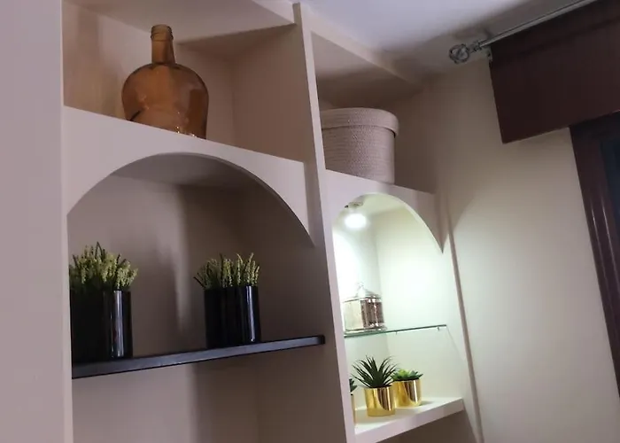 Hyp-marina , El Capricho. *